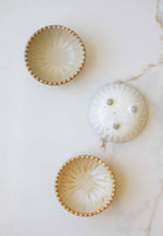 Fodory - Ruffled Edge Ceramic Pinch Bowls: Beige